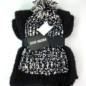 Steve Madden Accessories - Steve Madden Scarf & Hat Gift Set Winter Pom Pom Steve Madden Accessories - Steve Madden Scarf & Hat Gift Set Winter Pom Pom
